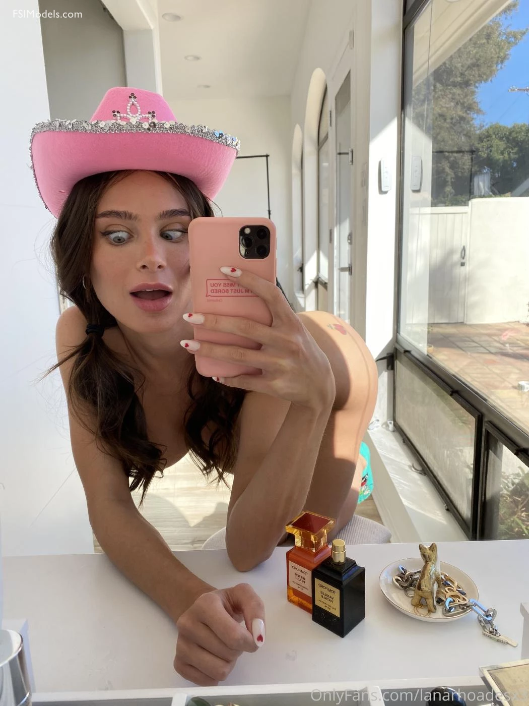 Lana Rhoades Nude Bathroom Selfie Onlyfans Set Leaked Photos - 5