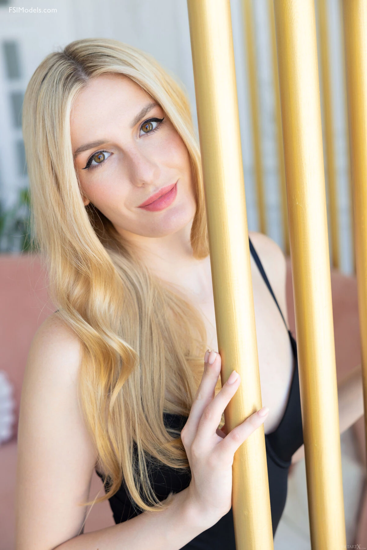 Lillie Pie – Sudden Fire Photos Part 1 - MetArtX - 9