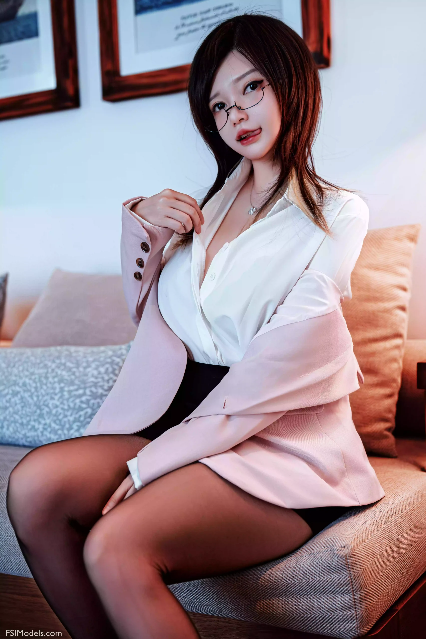 Potato Godzilla – Your New Secretary Cosplay Photos - 12 Potato Godzilla – Your New Secretary Cosplay Photos - 11