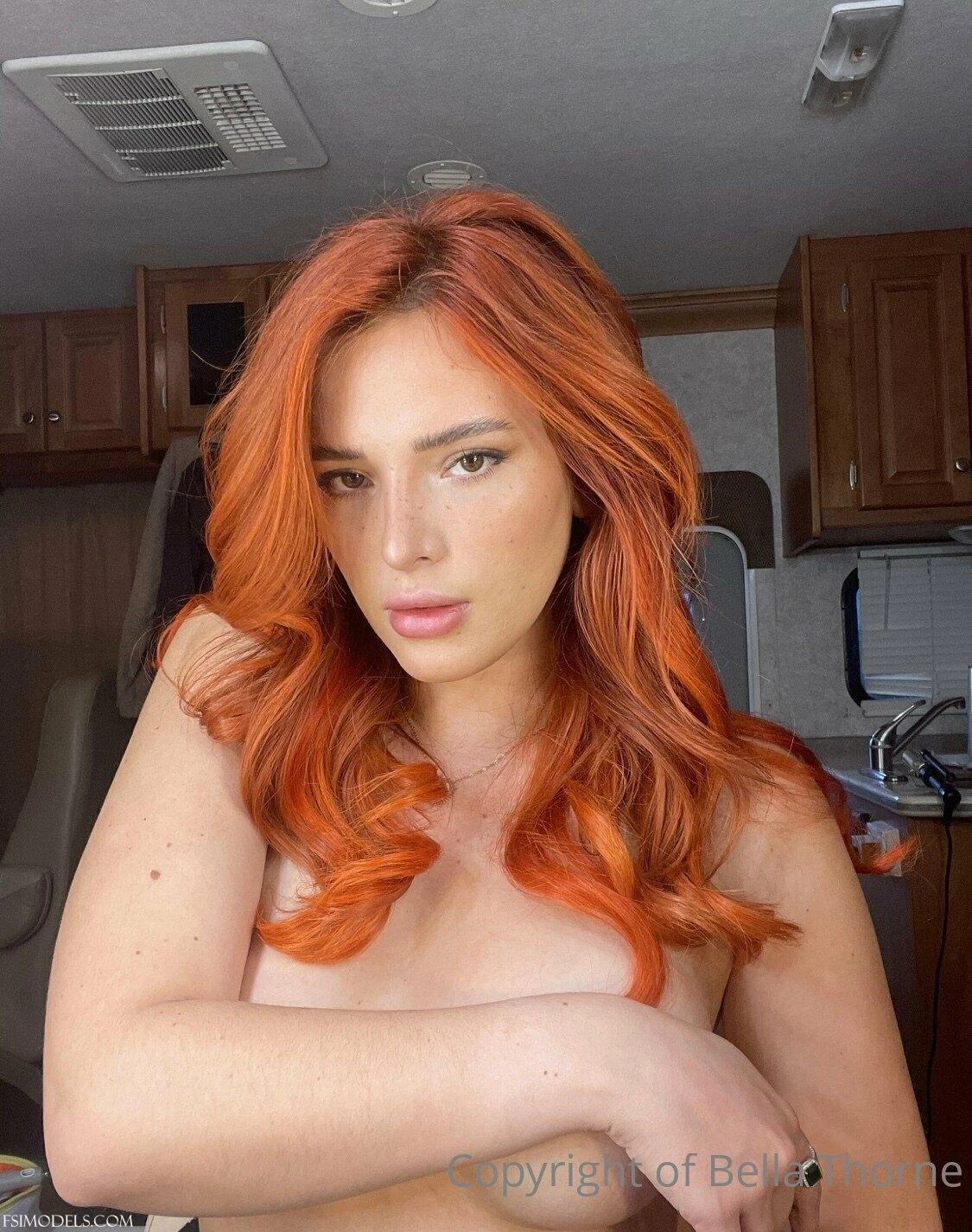 Bella Thorne Nude Handbra Onlyfans Leaked Photos - 12 Bella Thorne Nude Handbra Onlyfans Leaked Photos - 11