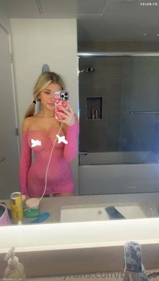 Breckie Hill Teasing Onlyfans Nude Selfies - 29