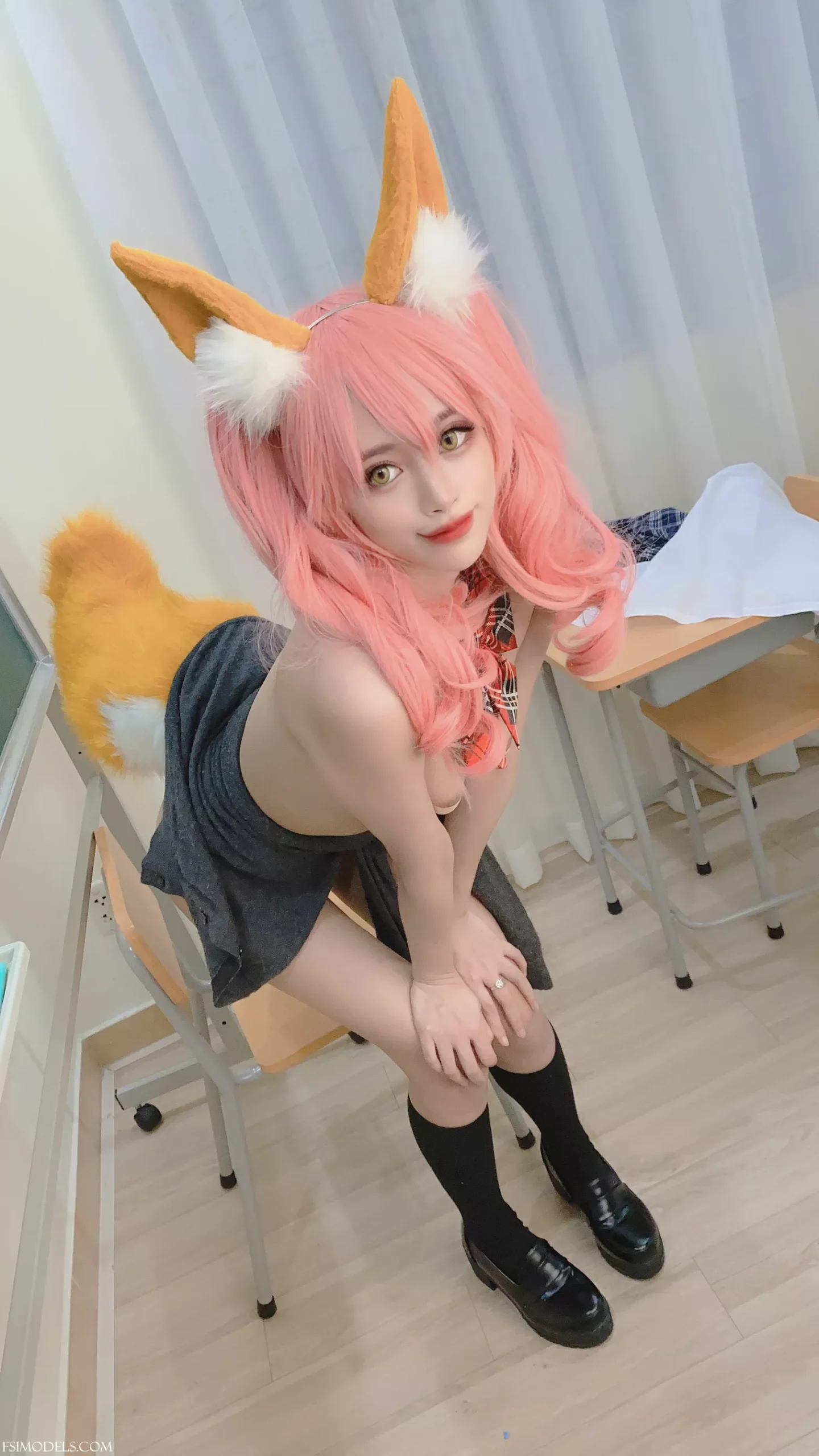 Byoru - Tamamo Seifuku Cosplay Photos - 99