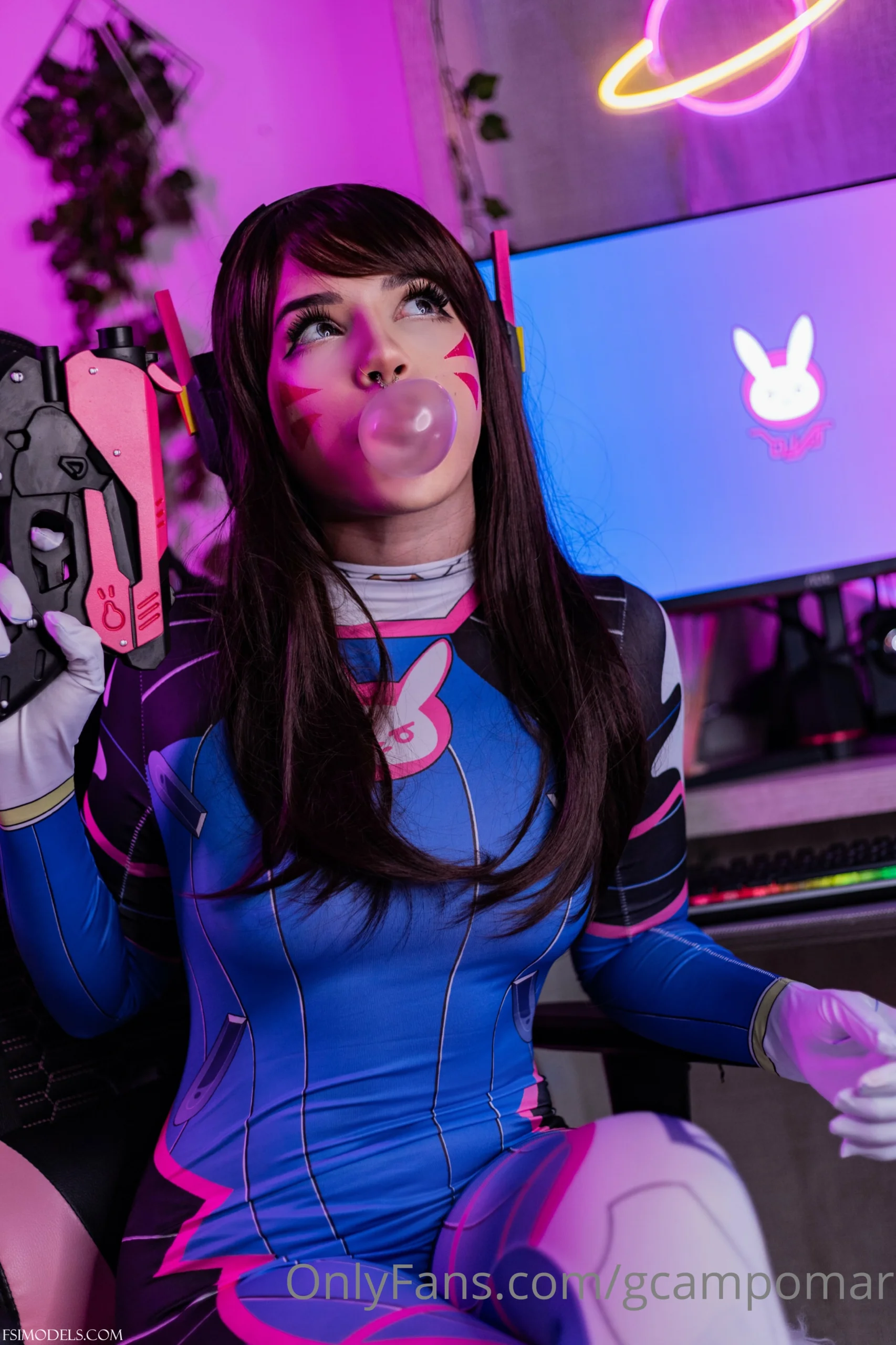 Giovanna Campomar – D.Va Cosplay Photos - 2 Giovanna Campomar – D.Va Cosplay Photos - 1