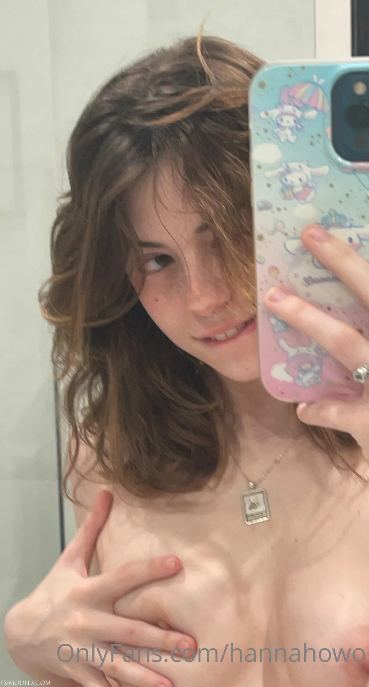 Hannah Owo OnlyFans Bathroom Nude Selfies - 93