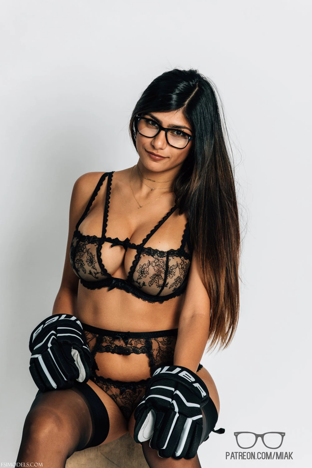Mia Khalifa Black Lingerie Belly Dance Leaked Photoshoot - 32 Mia Khalifa Black Lingerie Belly Dance Leaked Photoshoot - 31