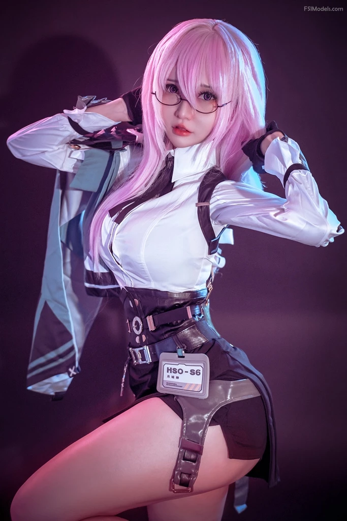 Potato Godzilla - Yanagi (Zenless Zone Zero) Cosplay Set Photos - 4 Potato Godzilla - Yanagi (Zenless Zone Zero) Cosplay Set Photos - 3