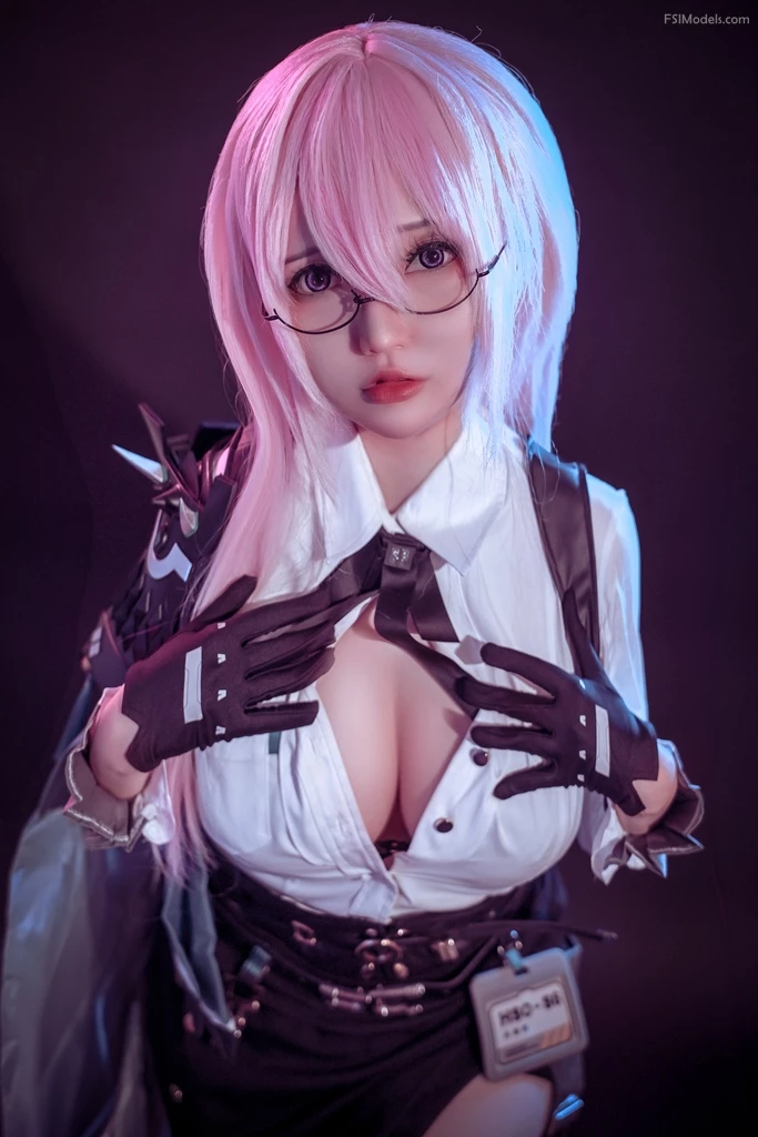 Potato Godzilla - Yanagi (Zenless Zone Zero) Cosplay Set Photos - 14 Potato Godzilla - Yanagi (Zenless Zone Zero) Cosplay Set Photos - 13