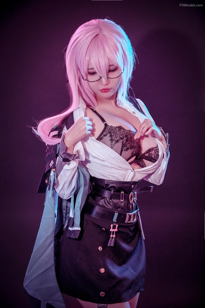 Potato Godzilla - Yanagi (Zenless Zone Zero) Cosplay Set Photos - 28 Potato Godzilla - Yanagi (Zenless Zone Zero) Cosplay Set Photos - 27