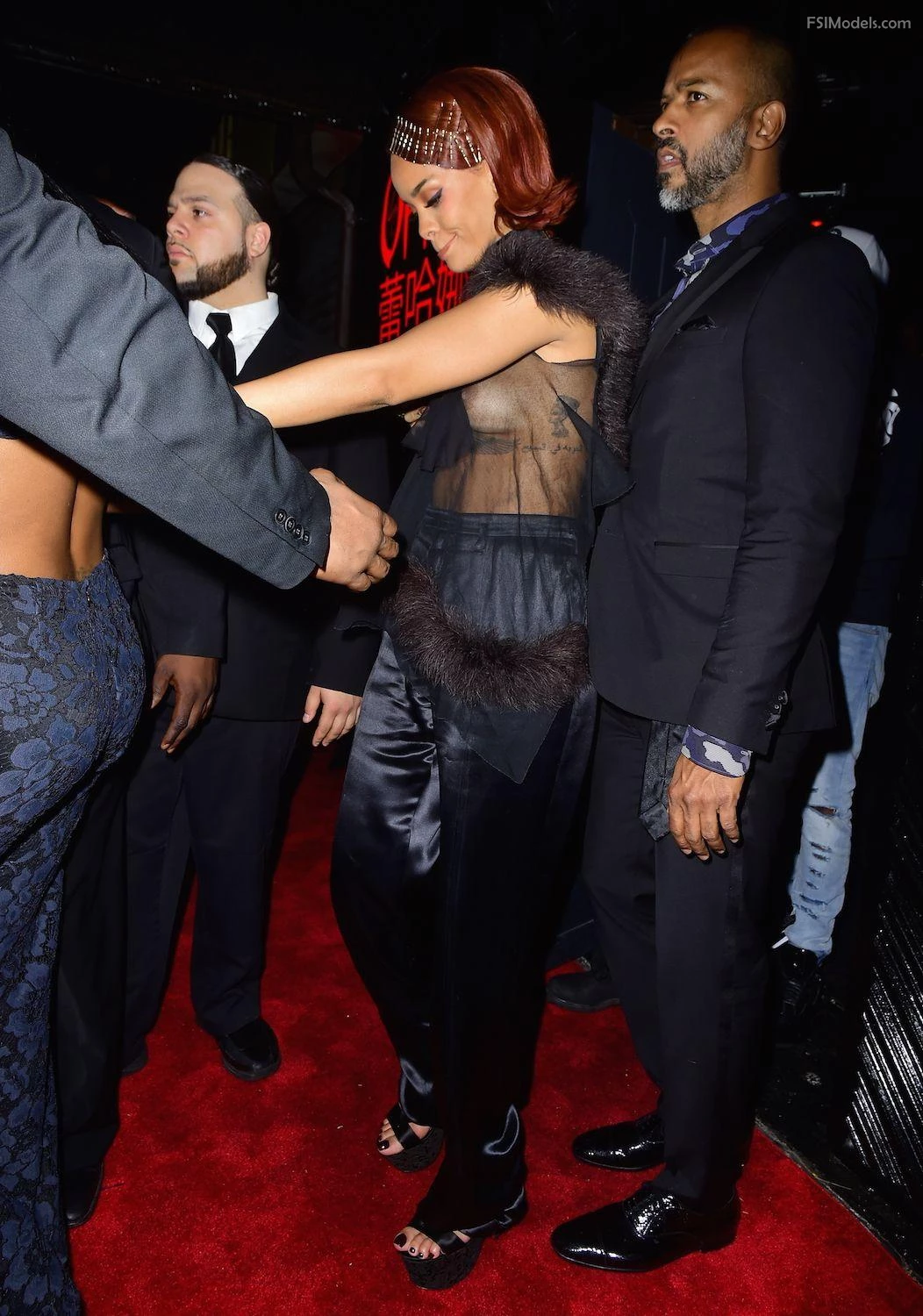 Rihanna Candid See-Through Nipple Slip Photos Leaked Photos - 3
