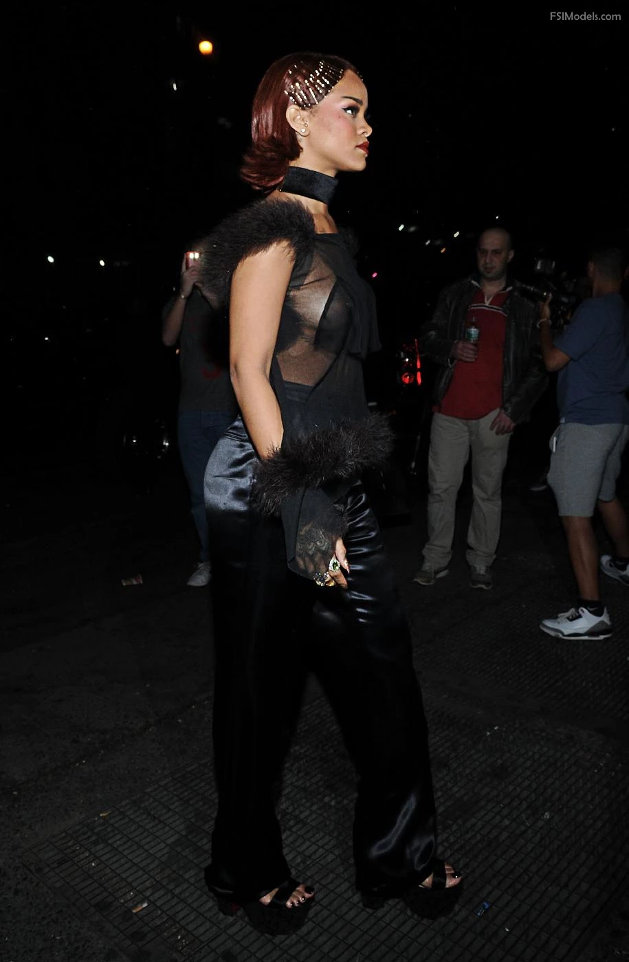 Rihanna Candid See-Through Nipple Slip Photos Leaked Photos - 13