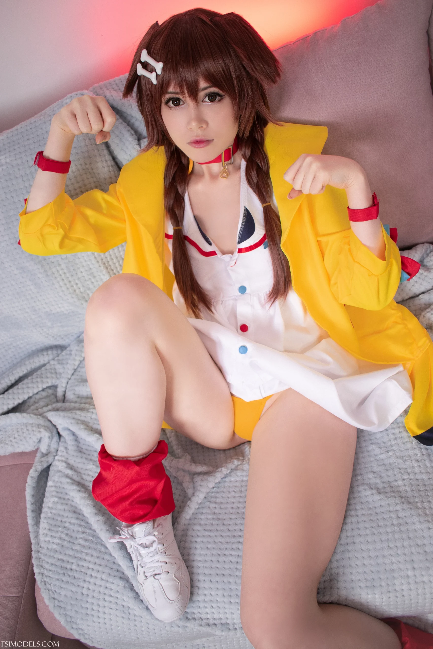 Suna Bunny – Inugami Korone Cosplay Photos - 2 Suna Bunny – Inugami Korone Cosplay Photos - 1