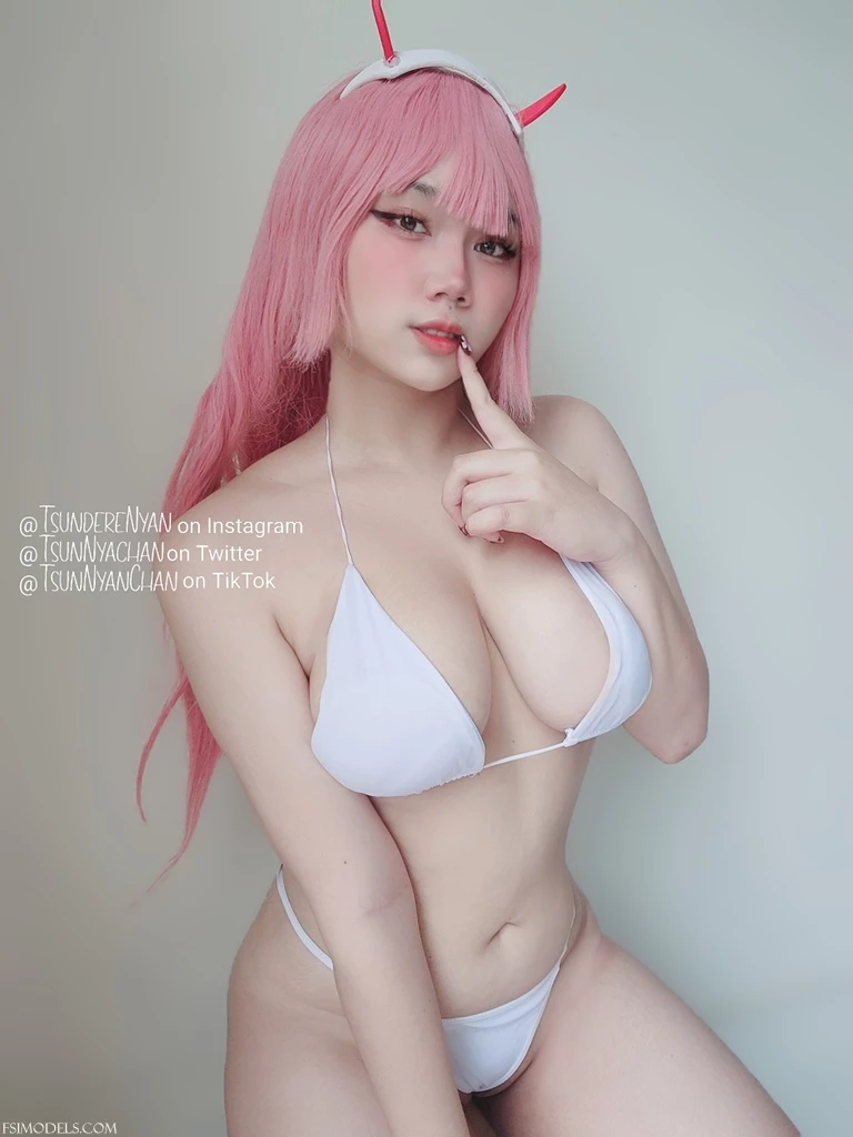 Tsunnyanchan - Zero Two Cosplay Set Photos - 14 Tsunnyanchan - Zero Two Cosplay Set Photos - 13