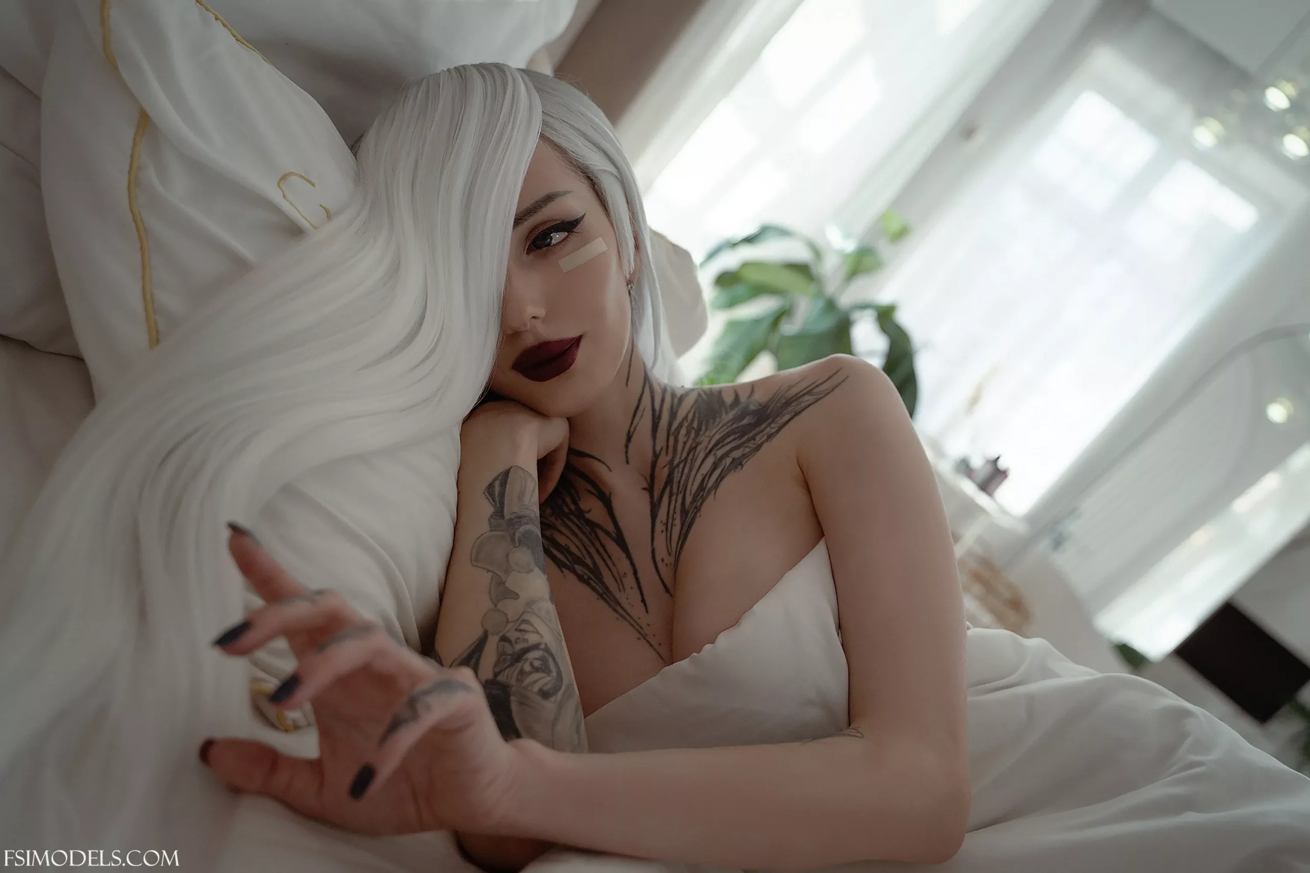 Xenon Gothic Lingerie Cosplay Set Photos - 2 Xenon Gothic Lingerie Cosplay Set Photos - 1