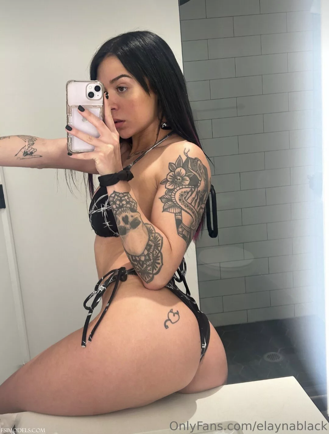 Elayna Black OnlyFans Nude Tease Photos - 15