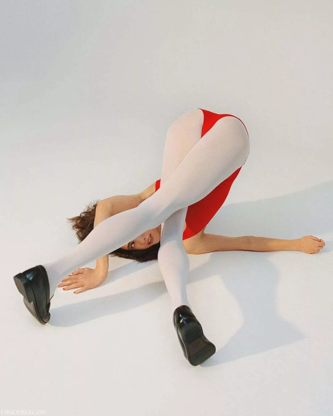 Margaret Qualley Nude Tease Photos - 36 Margaret Qualley Nude Tease Photos - 35