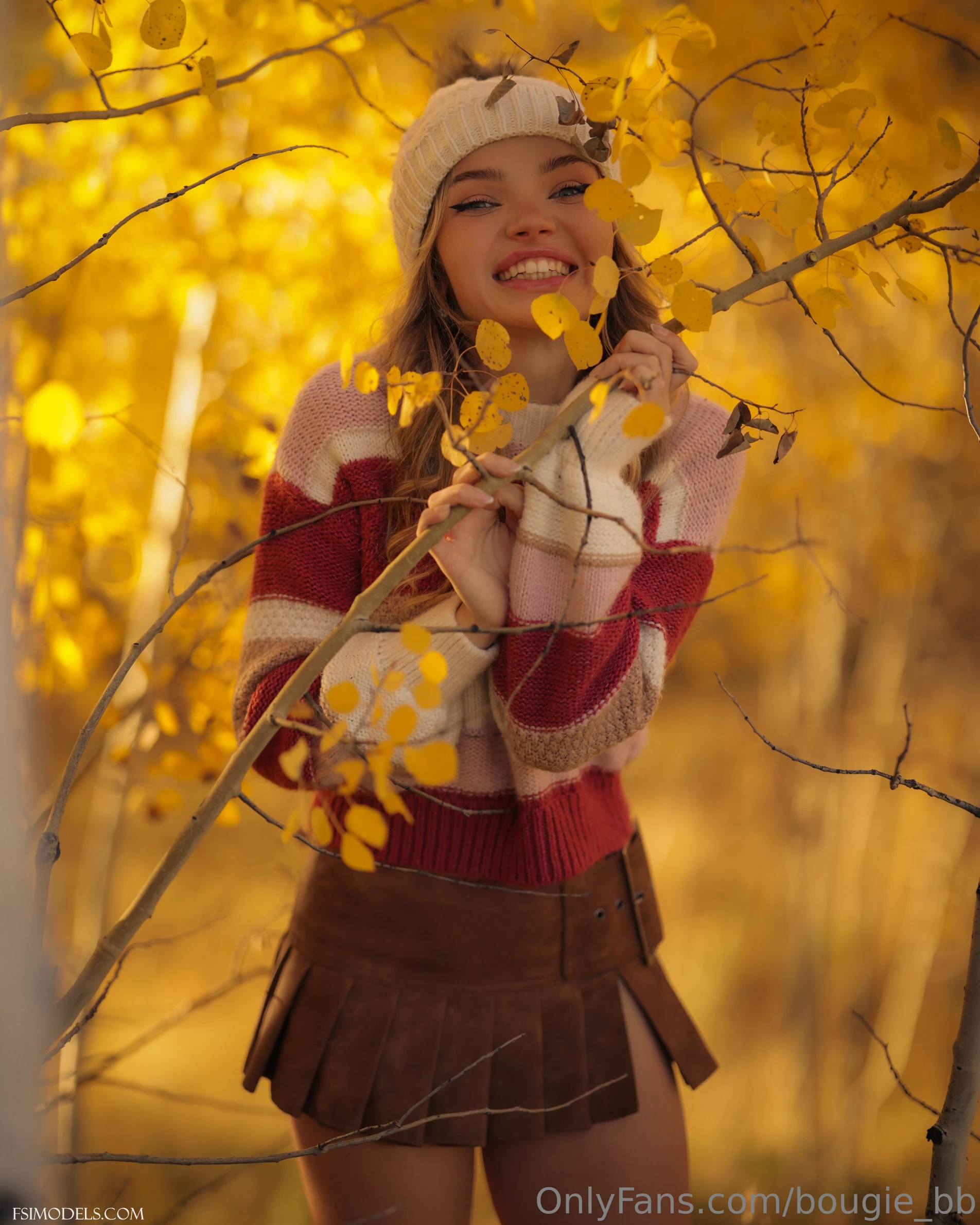 Briebellee OnlyFans Fall Outfit Nude Tease - 6 Briebellee OnlyFans Fall Outfit Nude Tease - 5