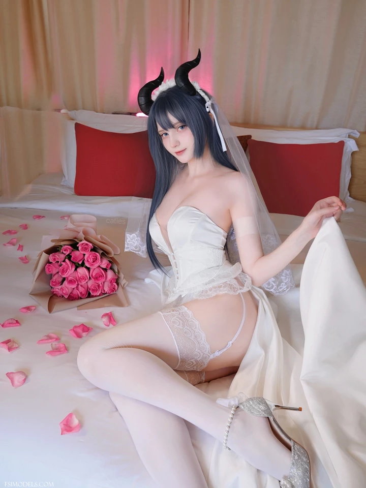 Caties OnlyFans Wedding Dress Nude Tease Cosplay - 3