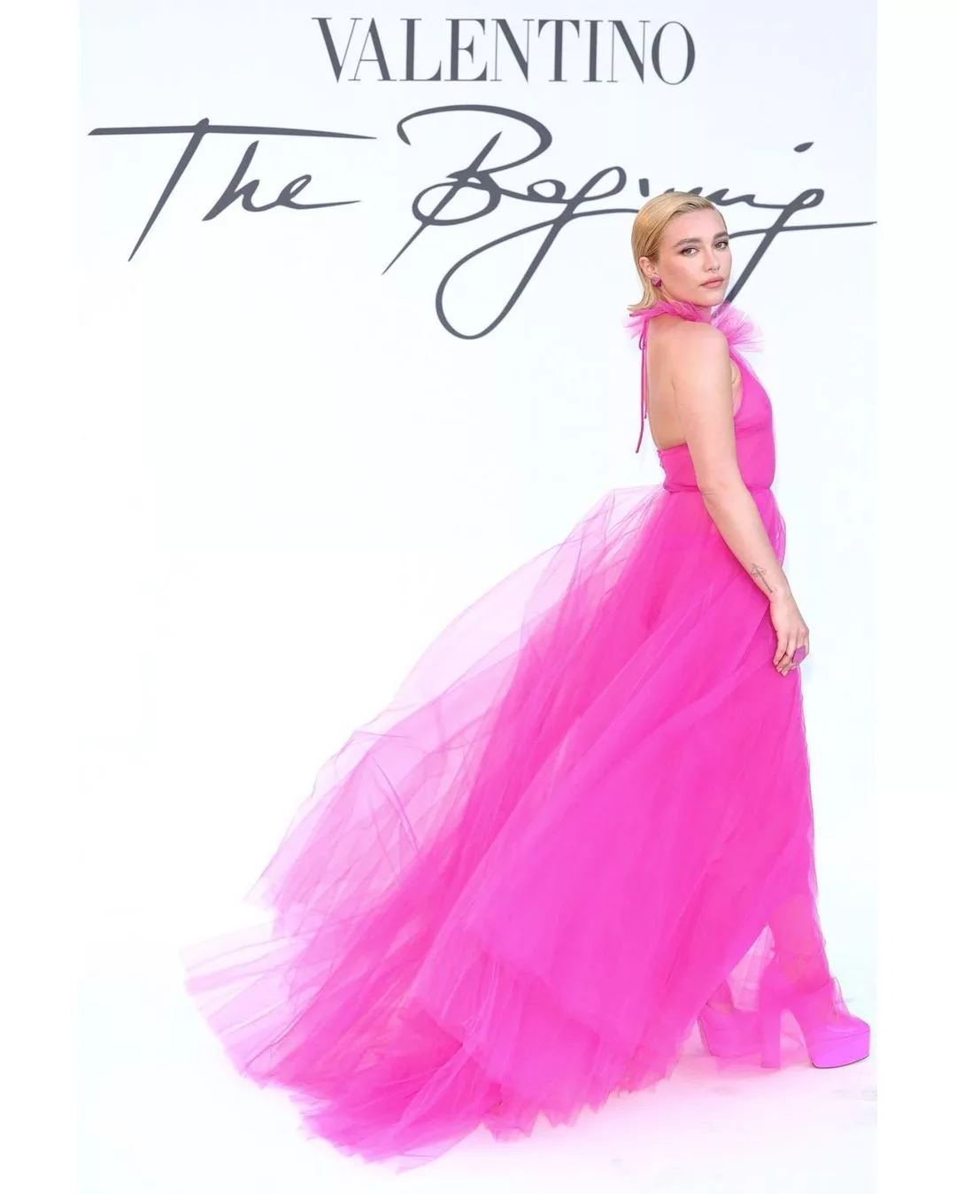 Florence Pugh Pink Sheer Tulle See Through Gown - 2 Florence Pugh Pink Sheer Tulle See Through Gown - 1