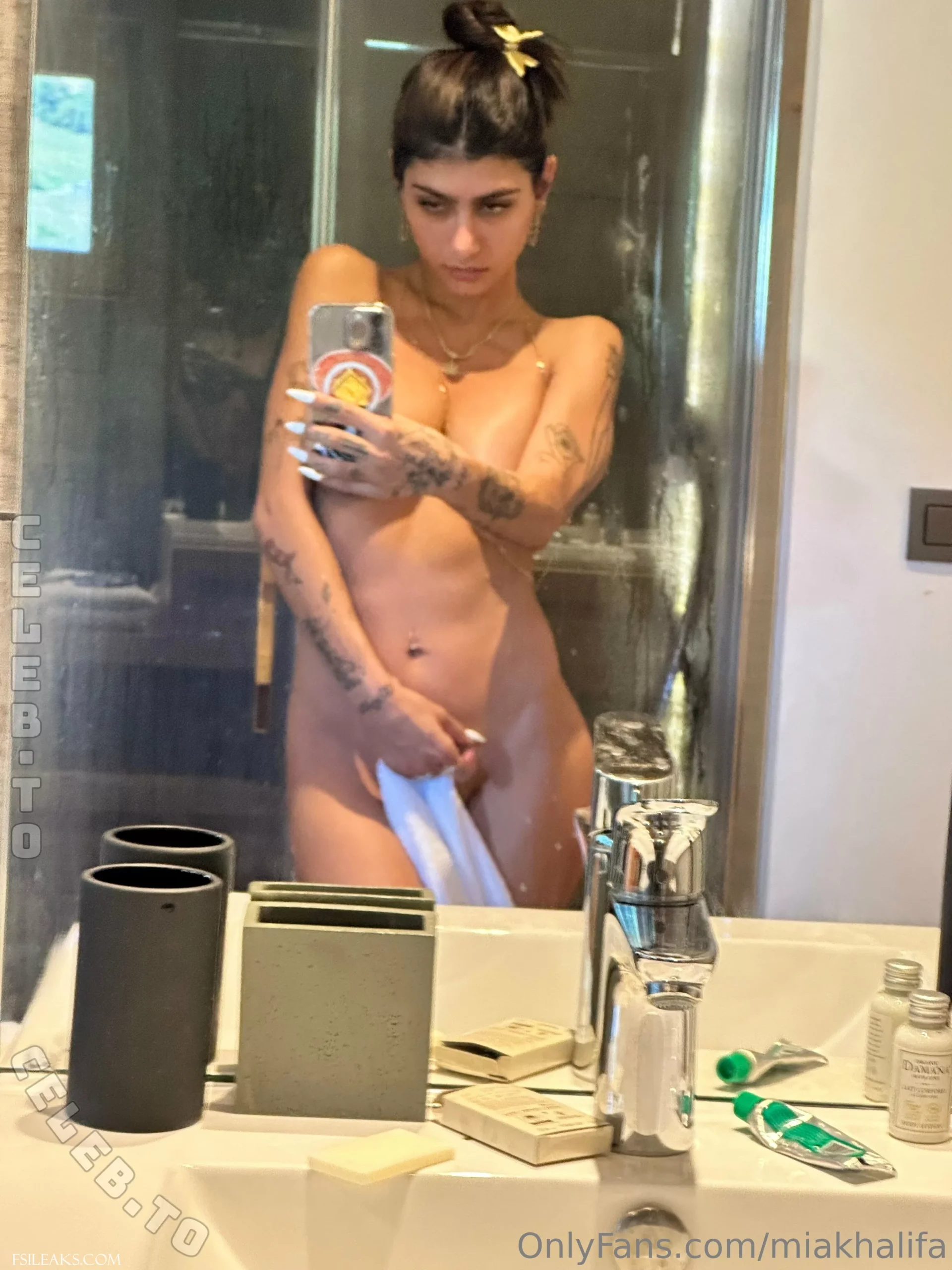 Mia Khalifa OnlyFans Nude leaked Bathroom Selfies - 4 Mia Khalifa OnlyFans Nude leaked Bathroom Selfies - 3