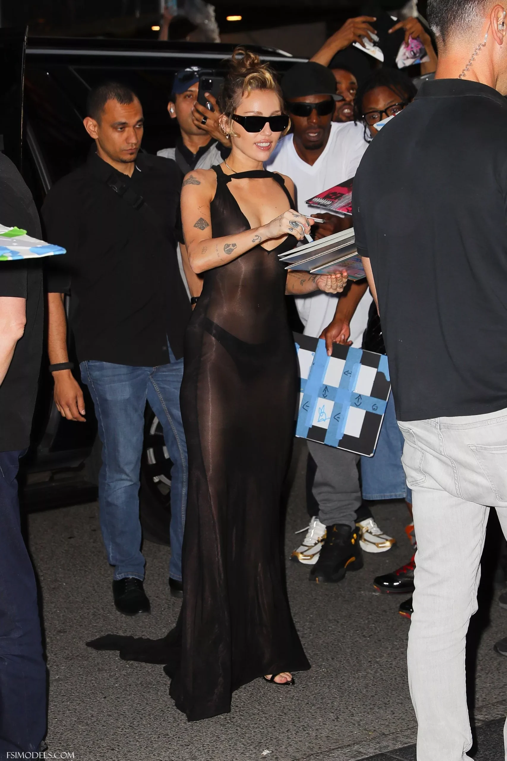 Miley Cyrus Braless NYC Hotel Outdoor Photos - 33