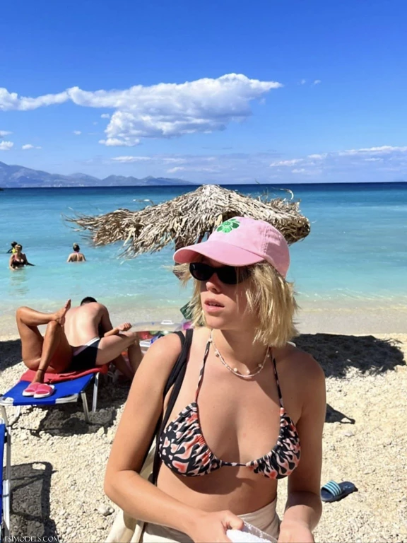 Milly Alcock Grecian Getaway Beach Set - 5