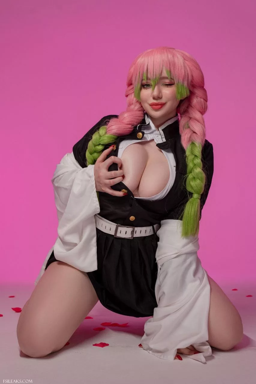 Alina Becker OnlyFans Mitsuri Kanroji Cosplay Set - 29
