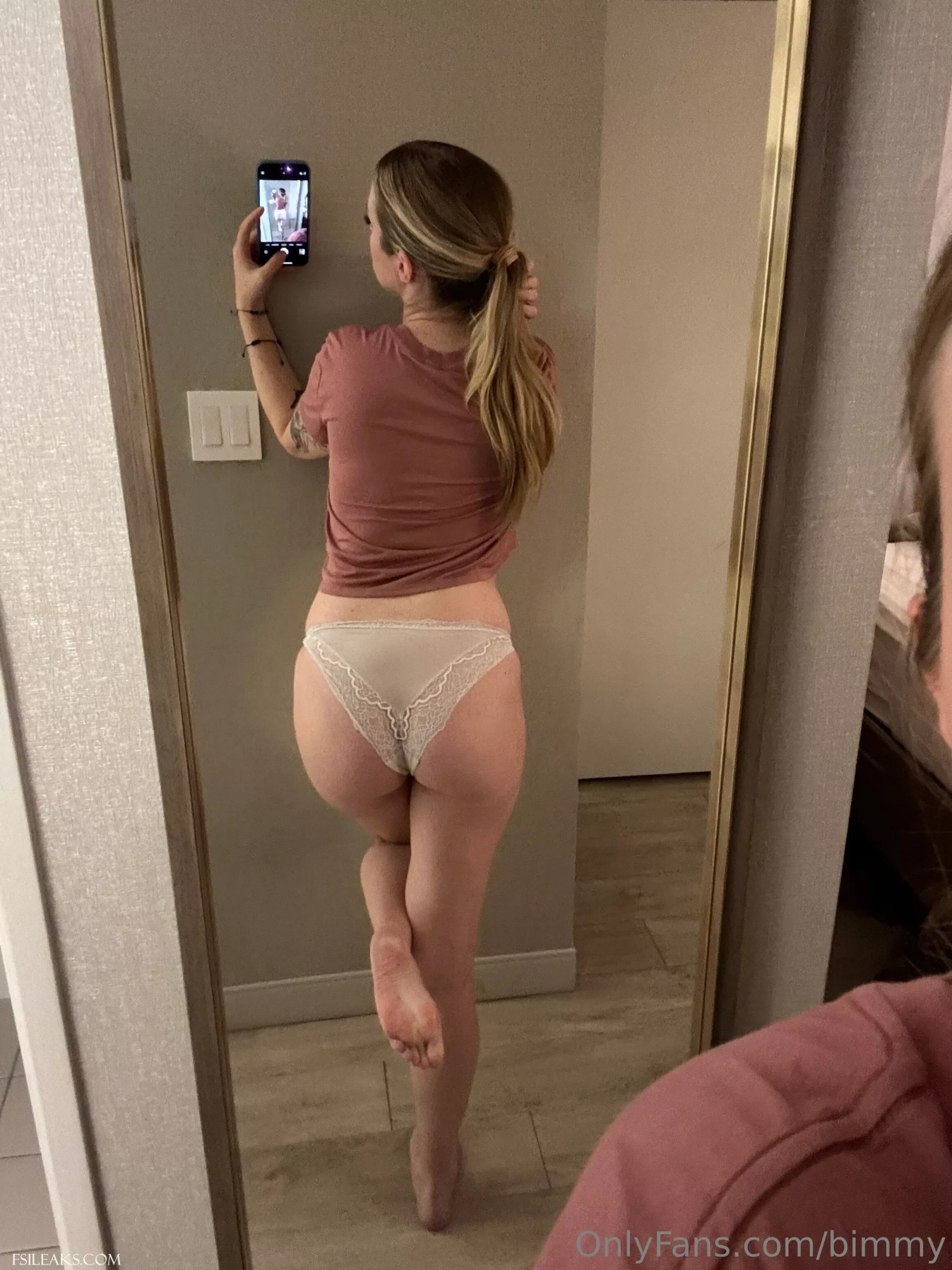 Barbara Dunkelman OnlyFans Naked Ass Selfies - 10 Barbara Dunkelman OnlyFans Naked Ass Selfies - 9