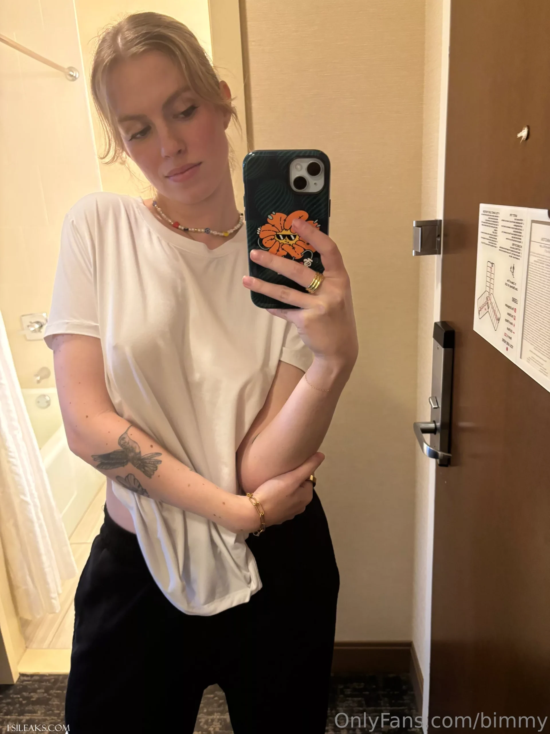 Barbara Dunkelman OnlyFans Nipple Tease Selfies - 16 Barbara Dunkelman OnlyFans Nipple Tease Selfies - 15