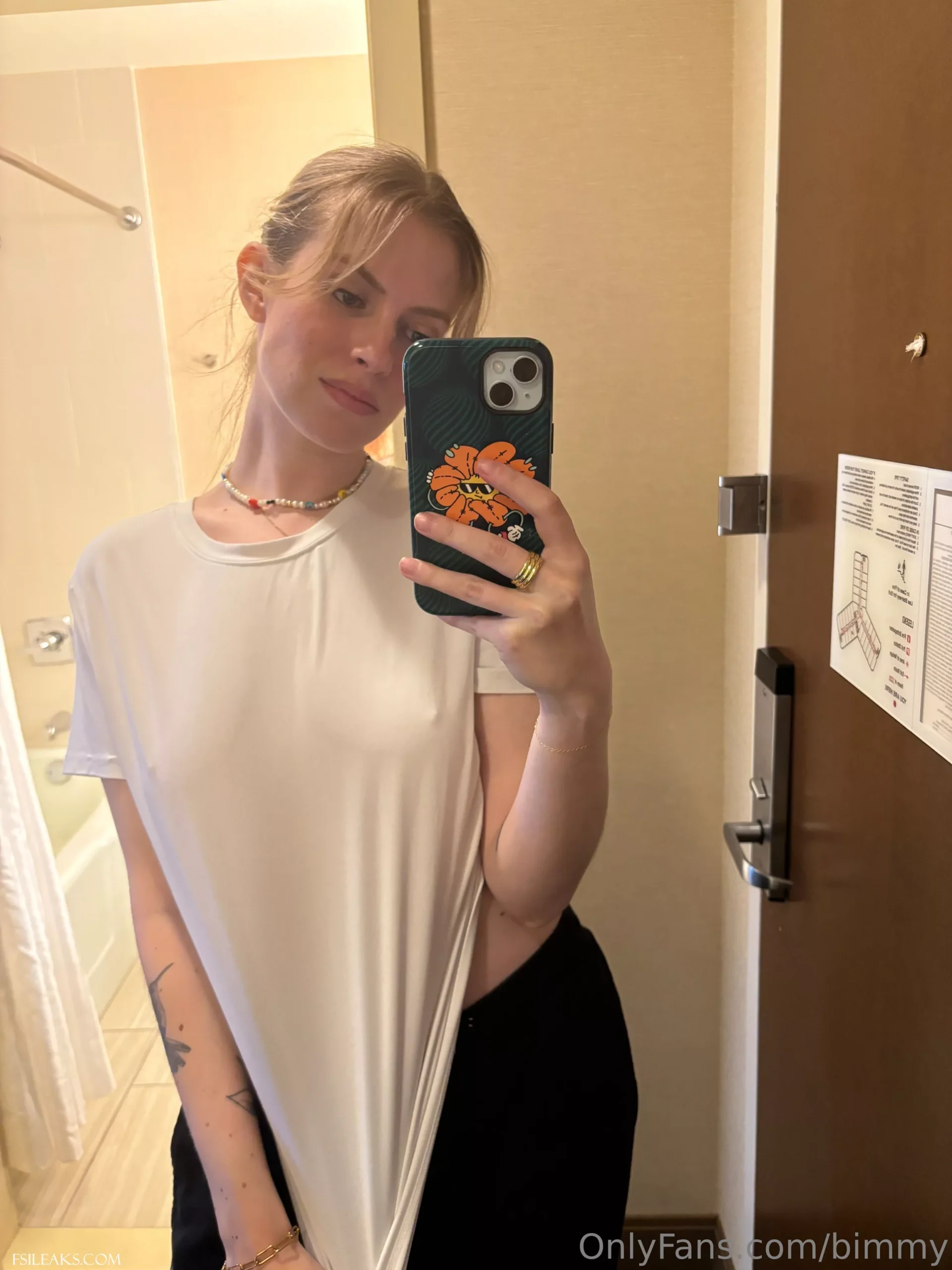 Barbara Dunkelman OnlyFans Nipple Tease Selfies - 18 Barbara Dunkelman OnlyFans Nipple Tease Selfies - 17