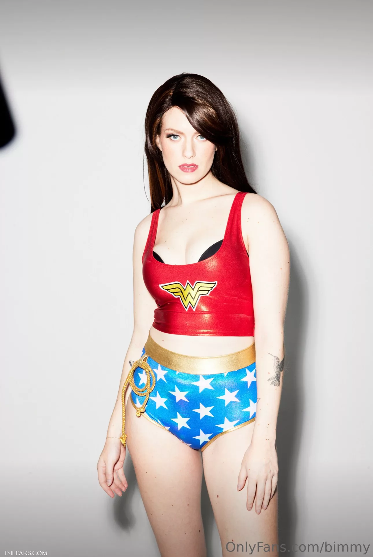 Barbara Dunkelman OnlyFans Wonder Woman Cosplay Set - 4 Barbara Dunkelman OnlyFans Wonder Woman Cosplay Set - 3
