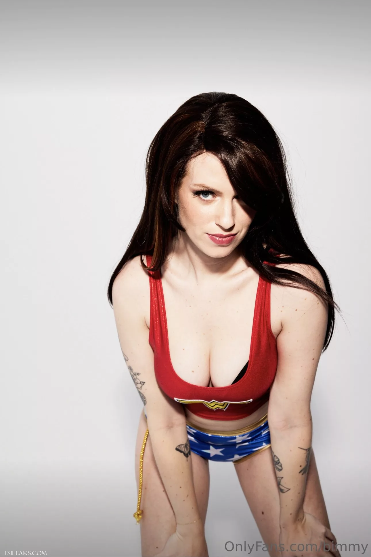 Barbara Dunkelman OnlyFans Wonder Woman Cosplay Set - 36 Barbara Dunkelman OnlyFans Wonder Woman Cosplay Set - 35