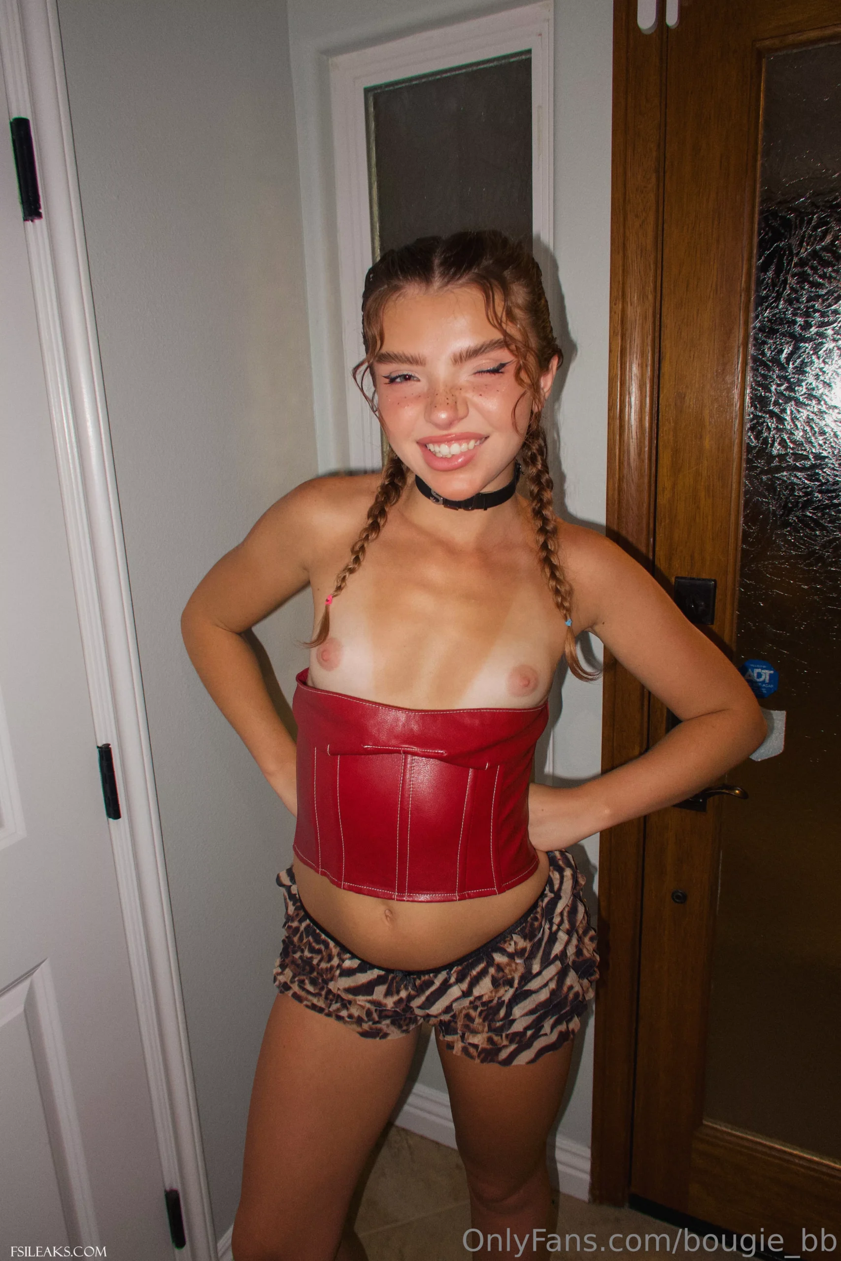 Briebellee OnlyFans Leather Nude Corset Set - 17