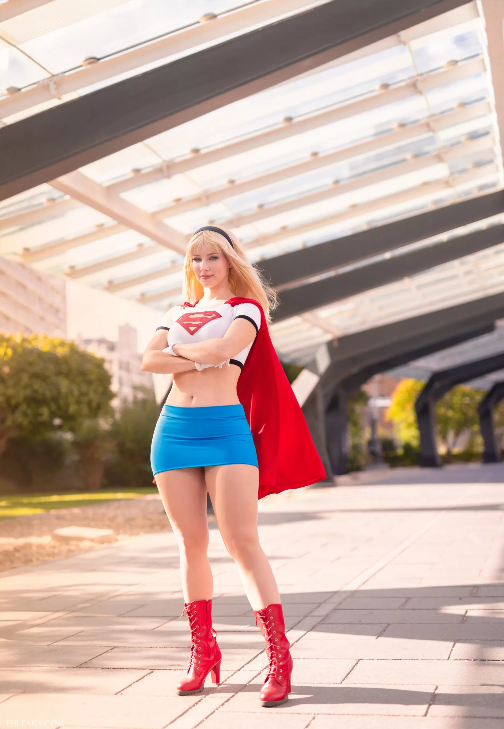 Enji Night OnlyFans Supergirl Cosplay Set - 6 Enji Night OnlyFans Supergirl Cosplay Set - 5