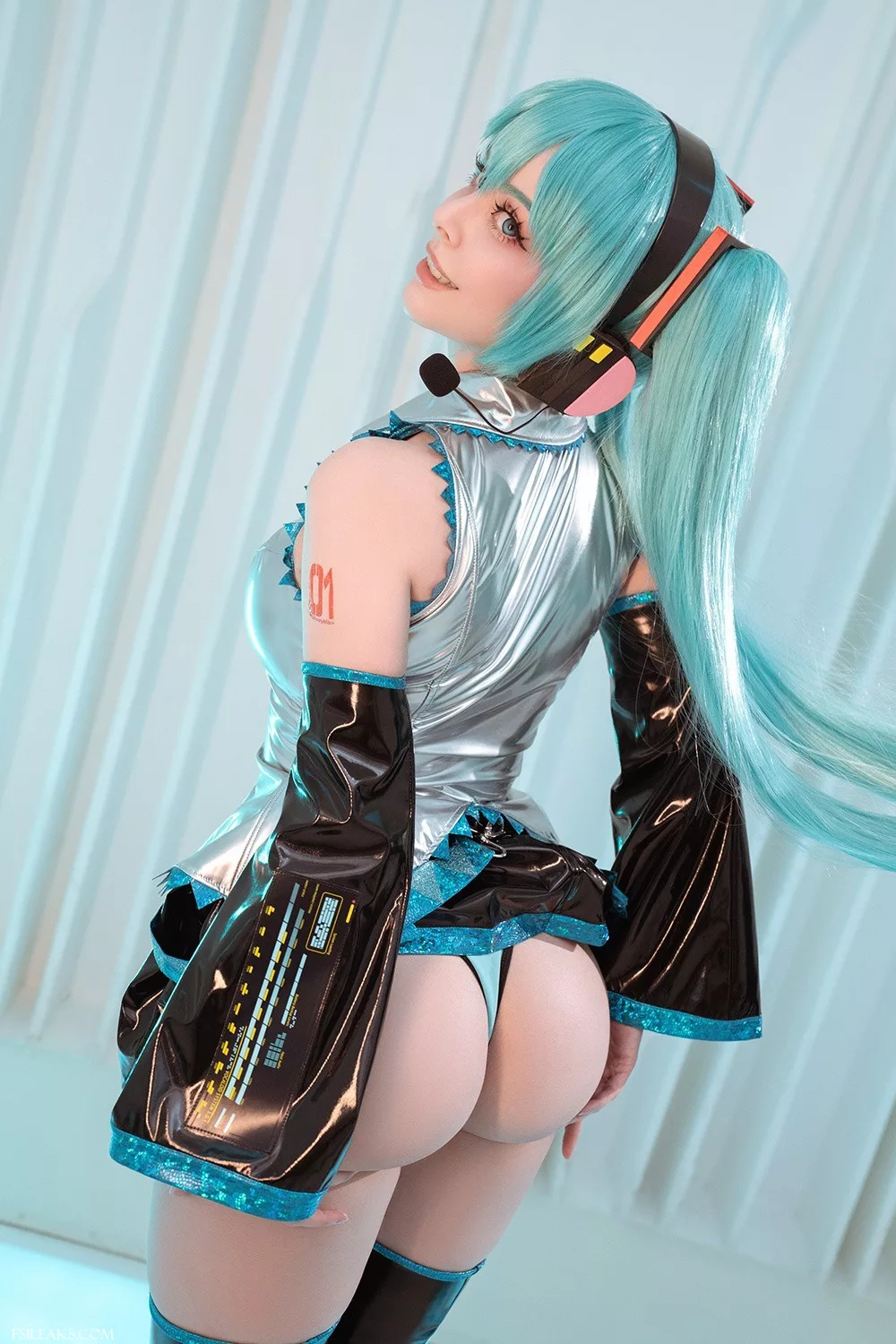 Helly Valentine Nude Pussy Hatsune Miku Cosplay Set - 6 Helly Valentine Nude Pussy Hatsune Miku Cosplay Set - 5