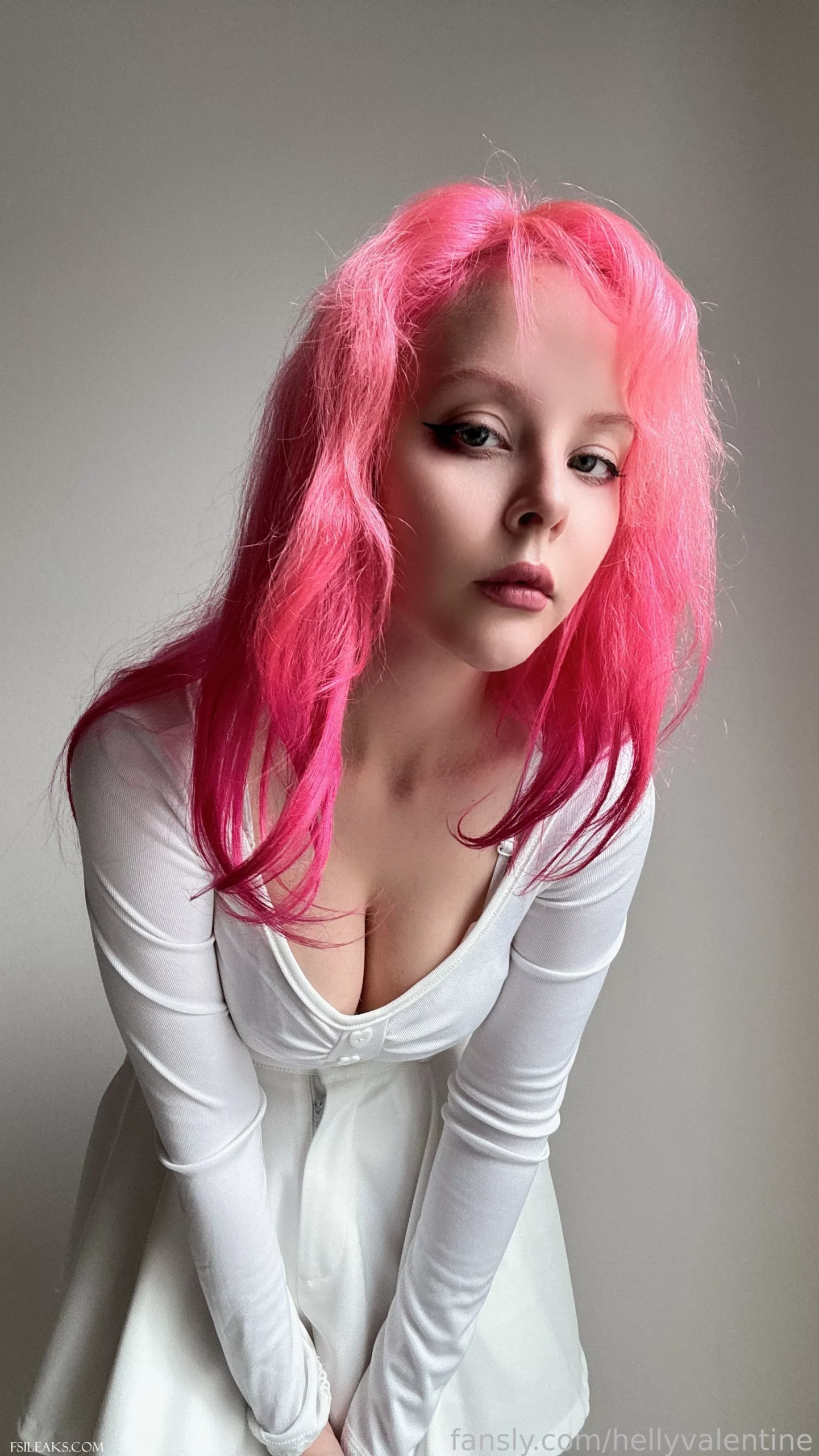 Helly Valentine OnlyFans White Short Skirts Set - 54 Helly Valentine OnlyFans White Short Skirts Set - 53