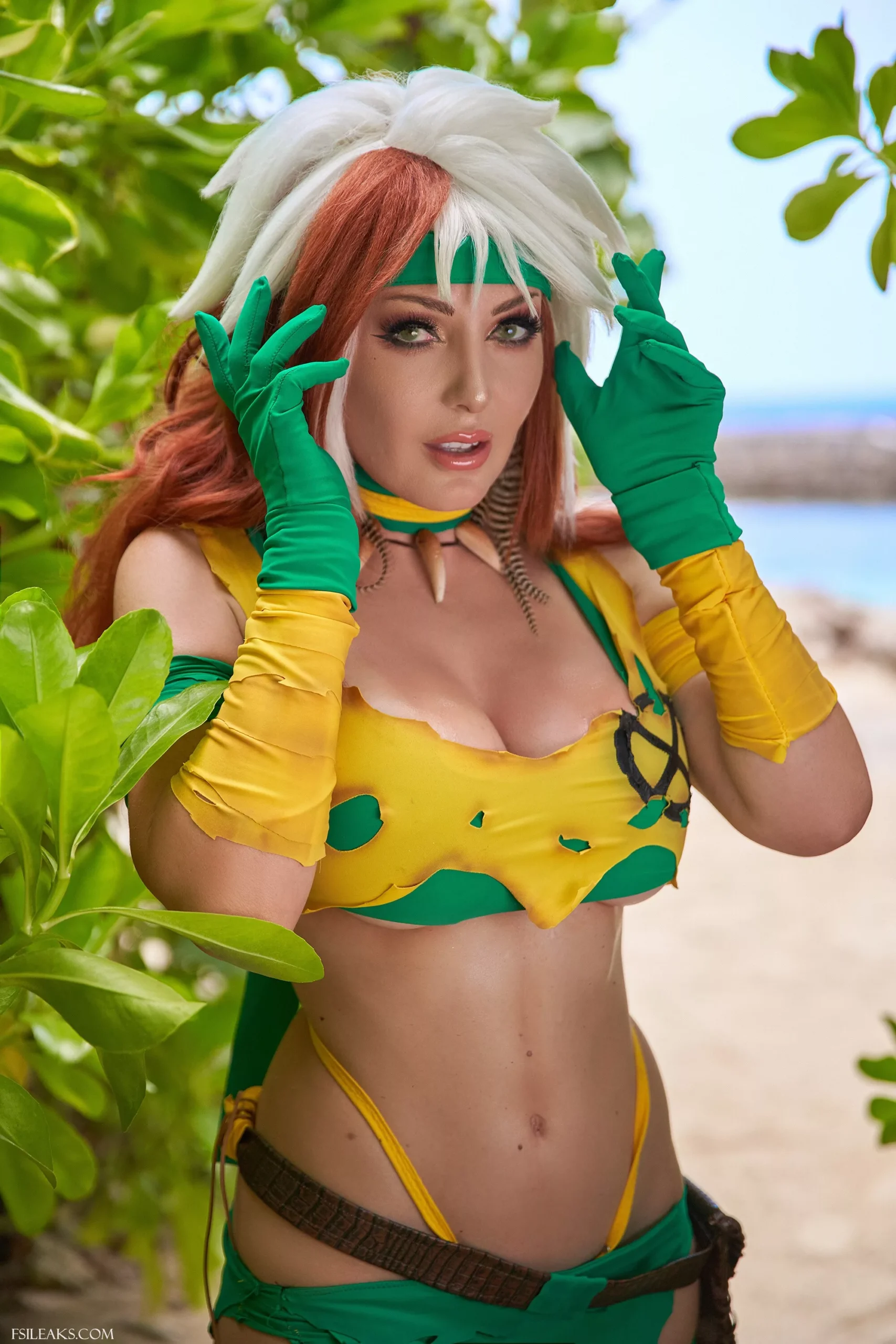 Jessica Nigri Rogue the X-Men Cosplay Set - 8 Jessica Nigri Rogue the X-Men Cosplay Set - 7