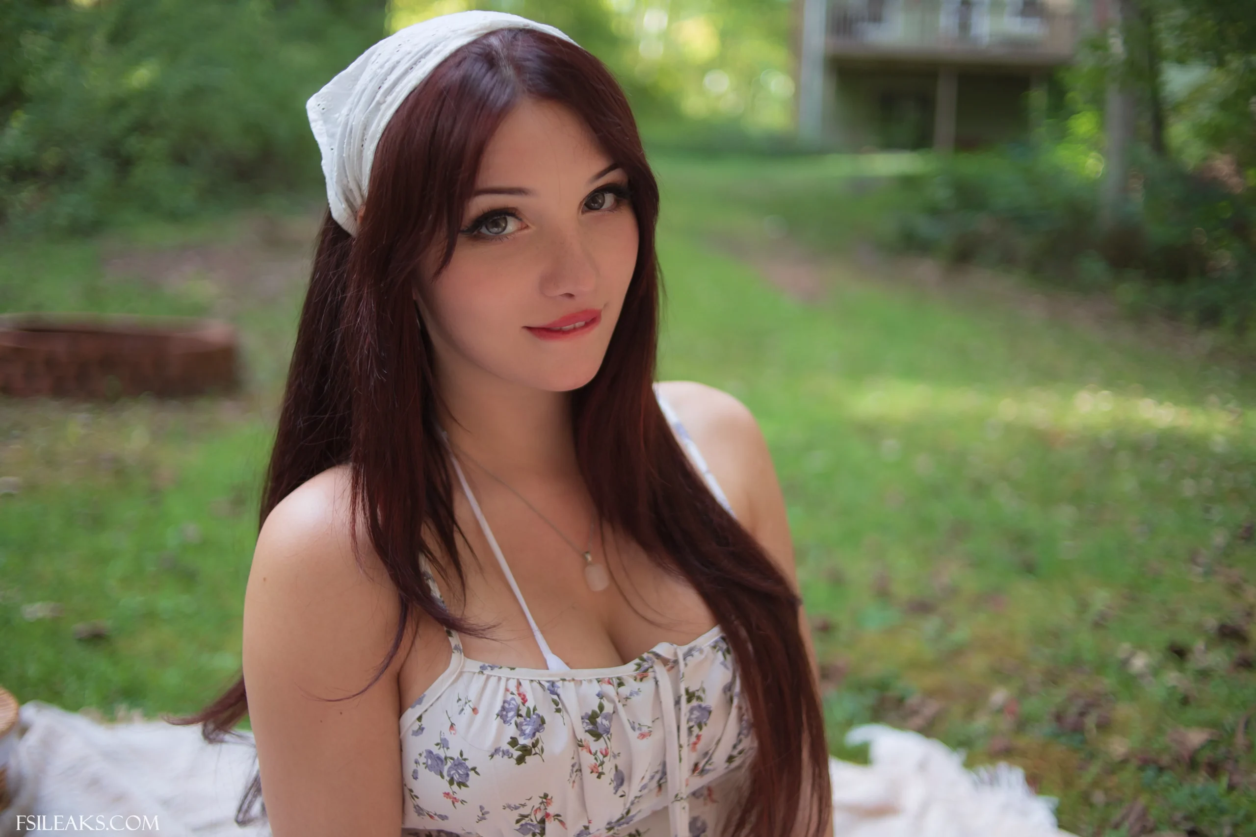 Madison Kate Patreon Outdoor Mini Bikini Set - 8 Madison Kate Patreon Outdoor Mini Bikini Set - 7