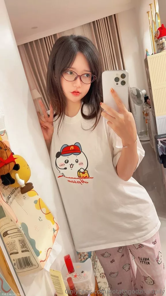 Potato Godzilla OnlyFans September Leaked Photos - 80 Potato Godzilla OnlyFans September Leaked Photos - 79