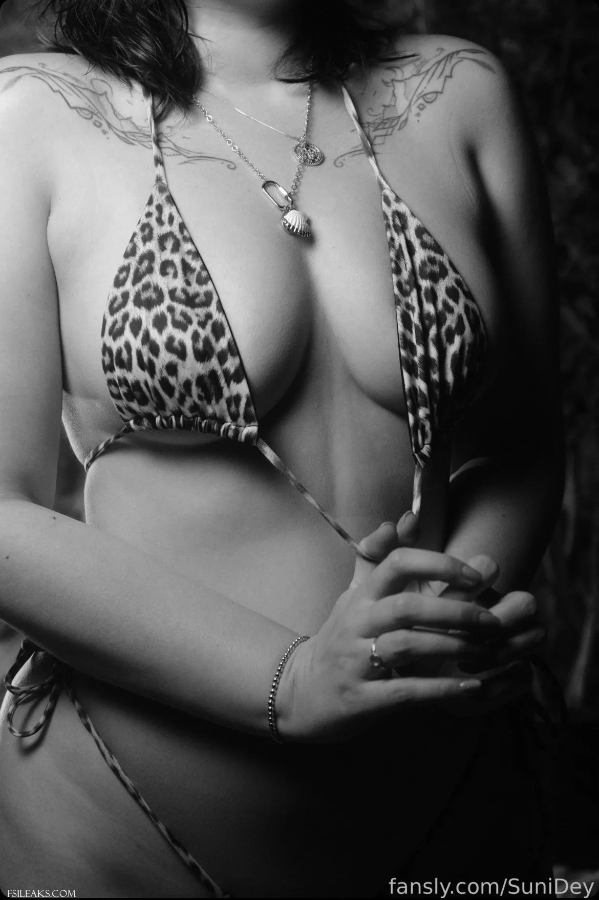 Sunidey Fansly Leopard Microkini Black & White Tease Set - 12 Sunidey Fansly Leopard Microkini Black & White Tease Set - 11