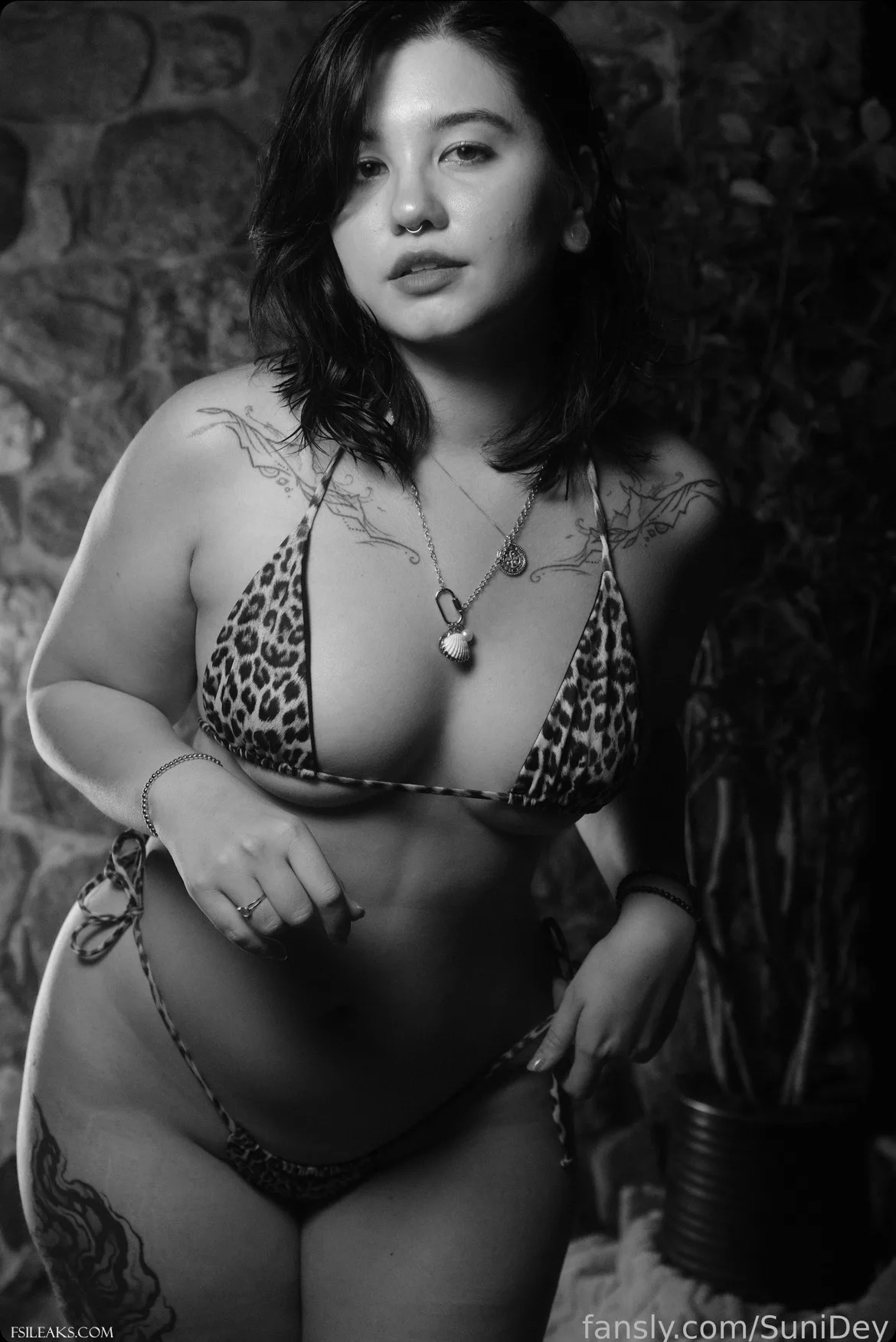 Sunidey Fansly Leopard Microkini Black & White Tease Set - 20 Sunidey Fansly Leopard Microkini Black & White Tease Set - 19