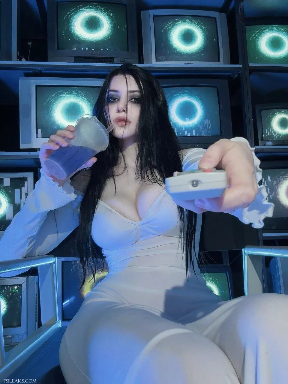 Alina Becker Samara Morgan Sexy Cosplay Set - 79