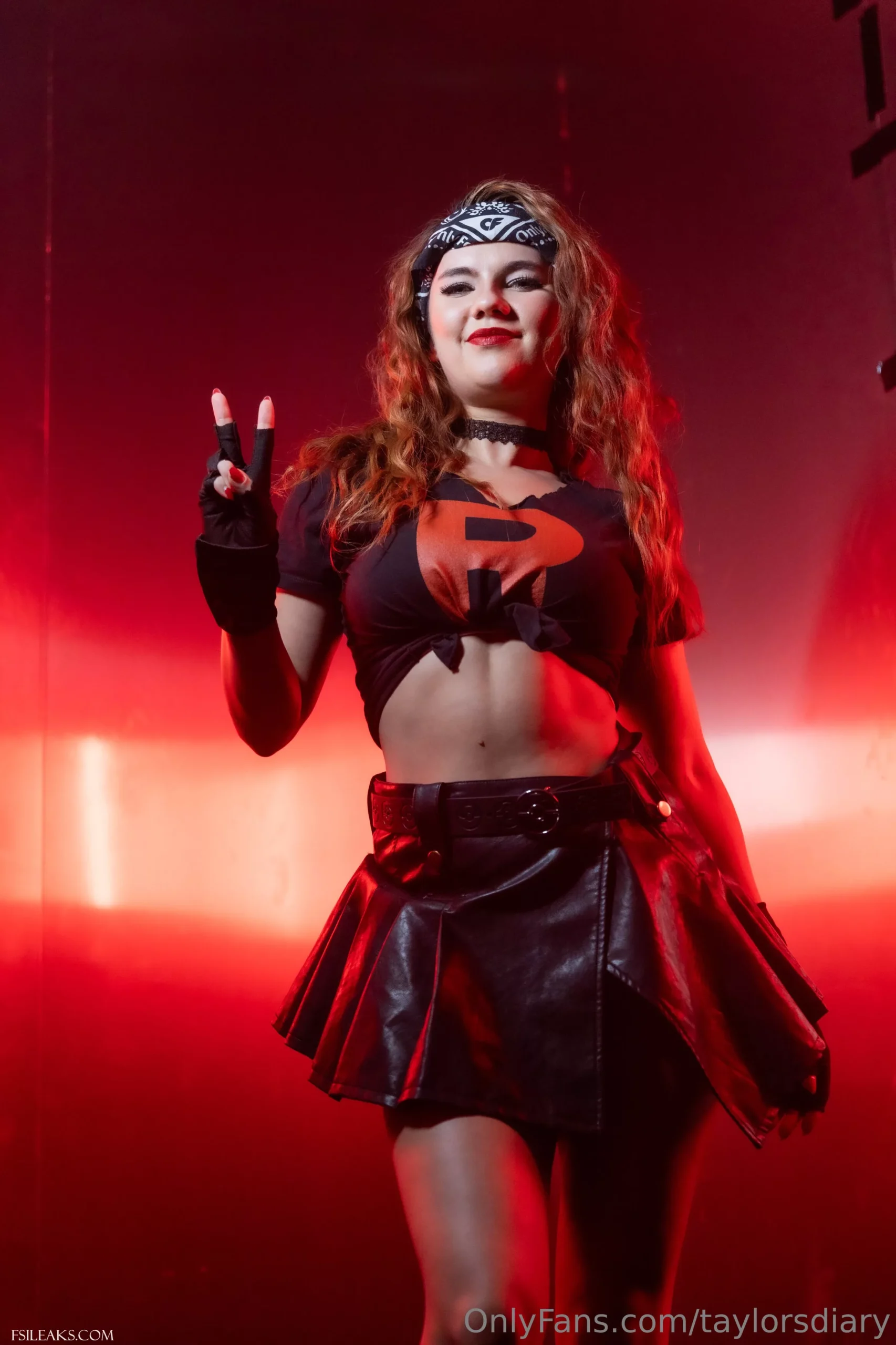 Dare Taylor OnlyFans Team Rocket Grunt Nude Cosplay Set - 13