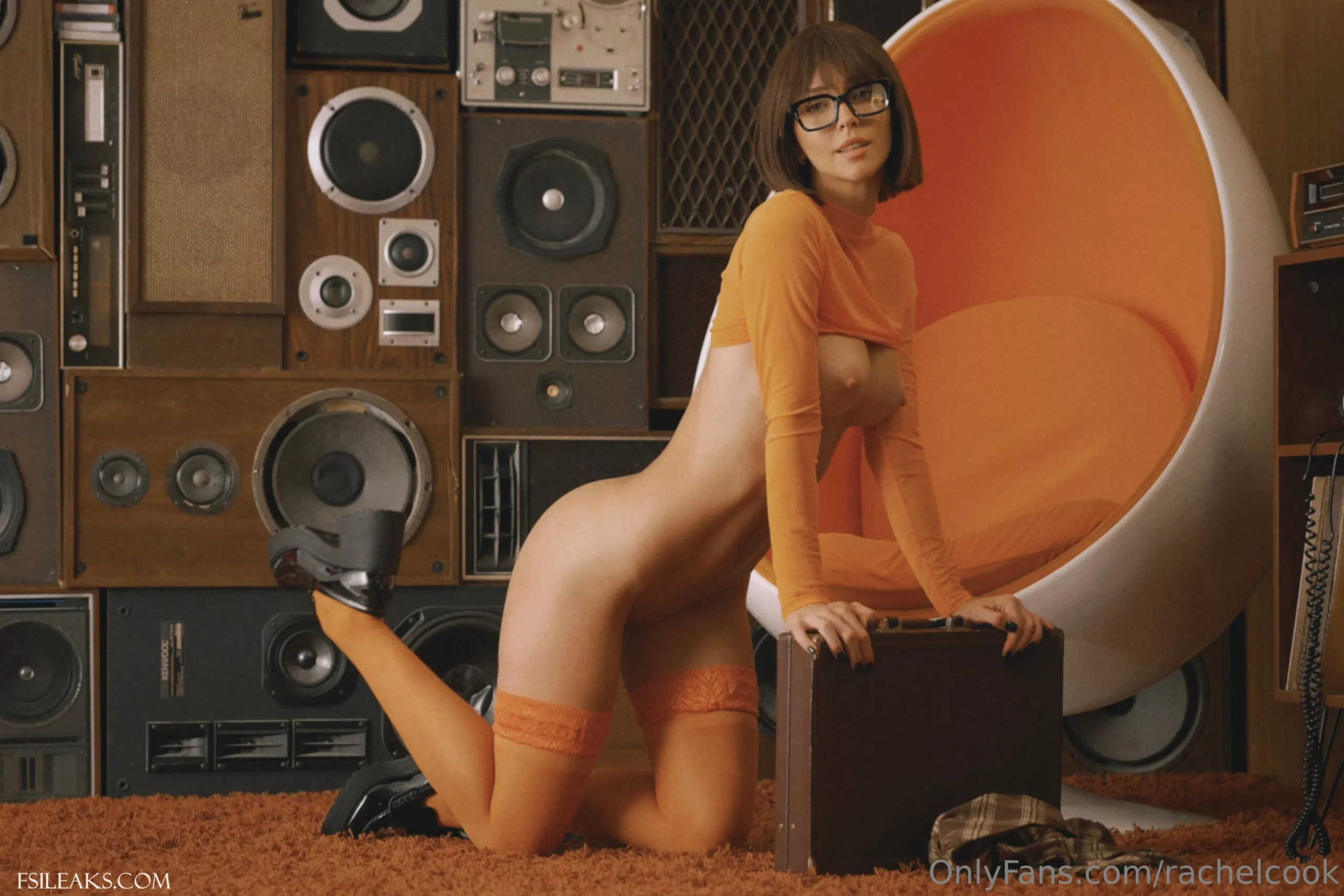 Rachel Cook OnlyFans Velma Cosplay Nude Set - 17