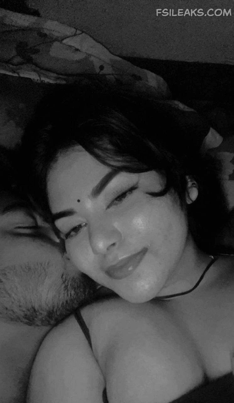 Bangladeshi Chubby Hijabi Girl Boobs Nude Show - 32 Bangladeshi Chubby Hijabi Girl Boobs Nude Show - 31