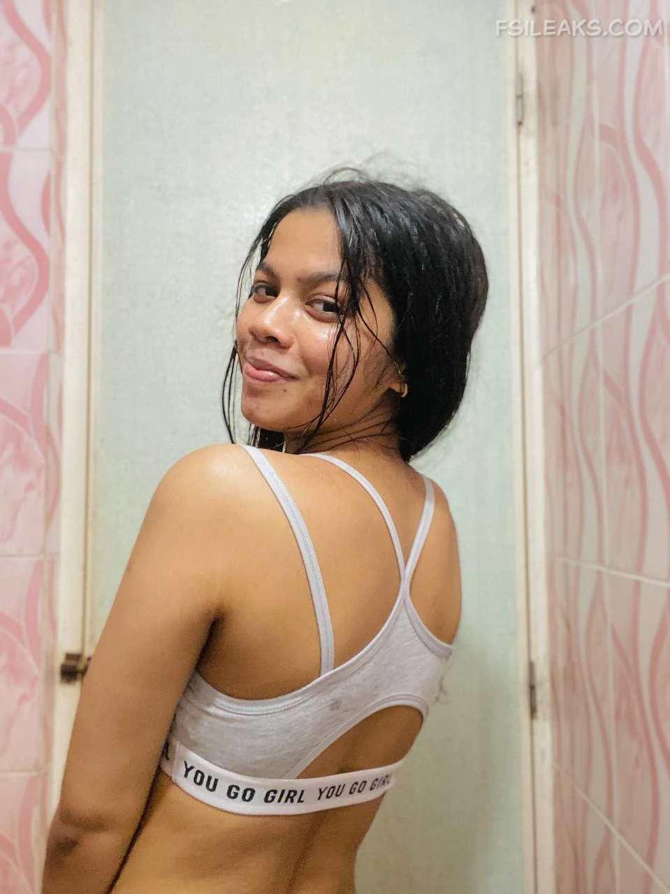 Beautiful Cute Hijabi Girlfriend Nude Show Photos Part 1 - 41