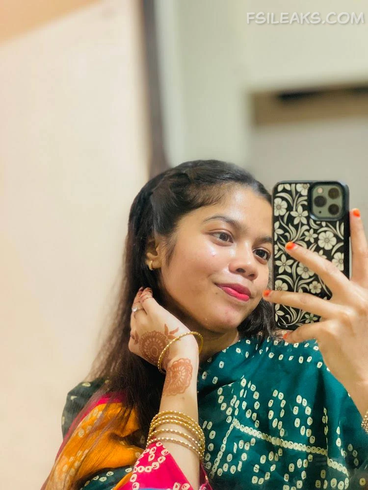 Beautiful Cute Hijabi Girlfriend Nude Show Photos Part 1 - 15