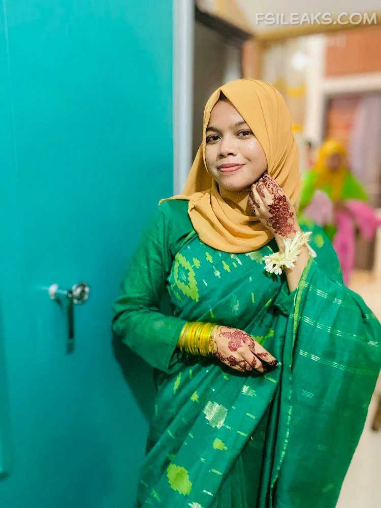 Beautiful Cute Hijabi Girlfriend Nude Show Photos Part 2 - 7