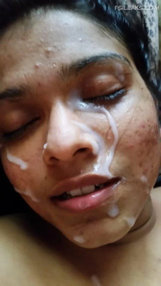 Beautiful Sri Lankan Milf Nude Show Photos - 21