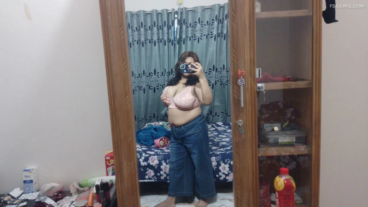 Big Chubby Tanker Girlfriend Nude Show Photos - 26 Big Chubby Tanker Girlfriend Nude Show Photos - 25