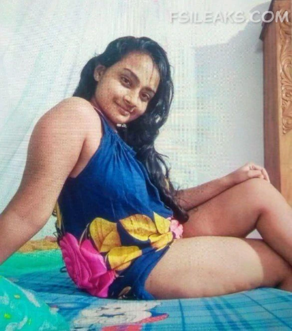 Busty Village Girl Nude Show Photos - 105